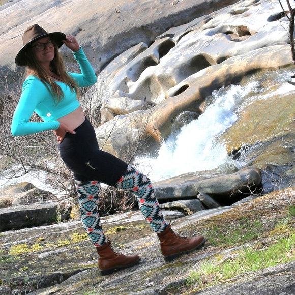 Meet your Posher, Jade! - Picture 4 of 7